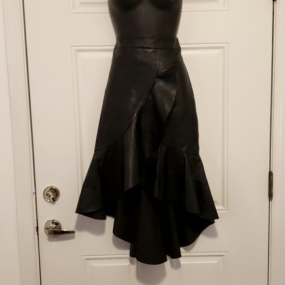 JEALOUS TOMATO skirt - Picture 1 of 13